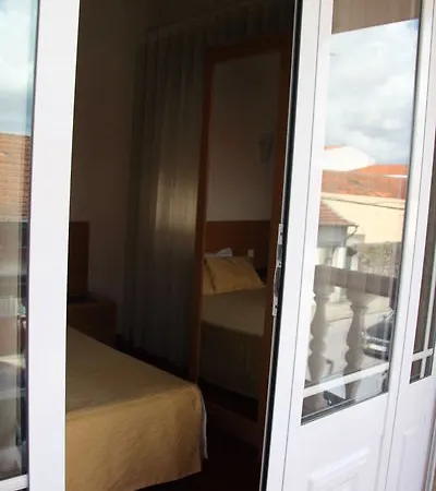 Quasar Szálloda Pedroucos (Porto)
